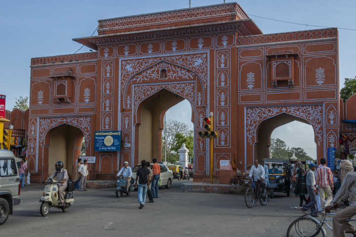 48 - India - Jaipur - puerta de entrada